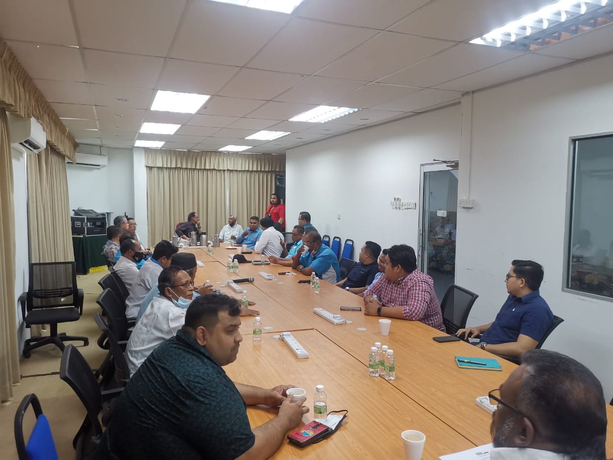 AzamafandiOR's tweet photo. Mesej sudah diterima , focus kepada PRU , segala amanat dan nasihat dari YB Presiden @anwaribrahim akan dipikul dgn amanah dn penuh bertanggungjawap ,tahniah juga kepada YB @changlihkang atas perlantikan Pengerusi Negeri Perak ,semoga menjalankan tugas dengan amanah.
#azamafandi https://t.co/1BrLbAMBwr