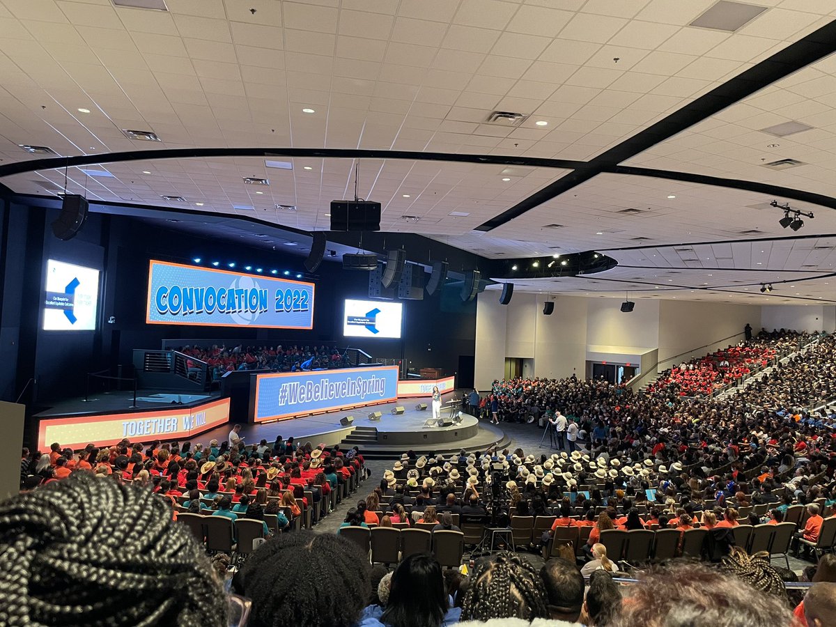 MsCottleMusic's tweet photo. What a fun way to start the school year! #SpringConvocation https://t.co/d8EB2dy7IZ