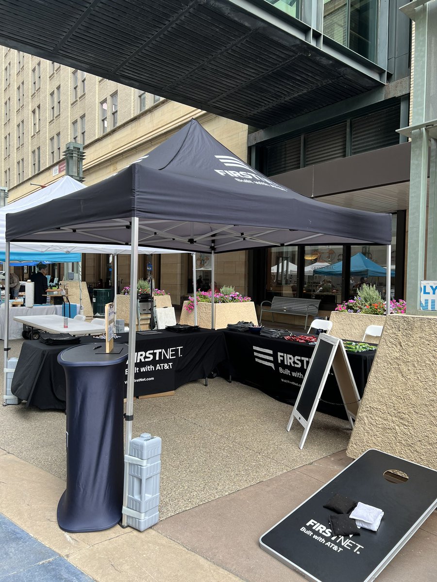 Adrian Lizaola tweet media