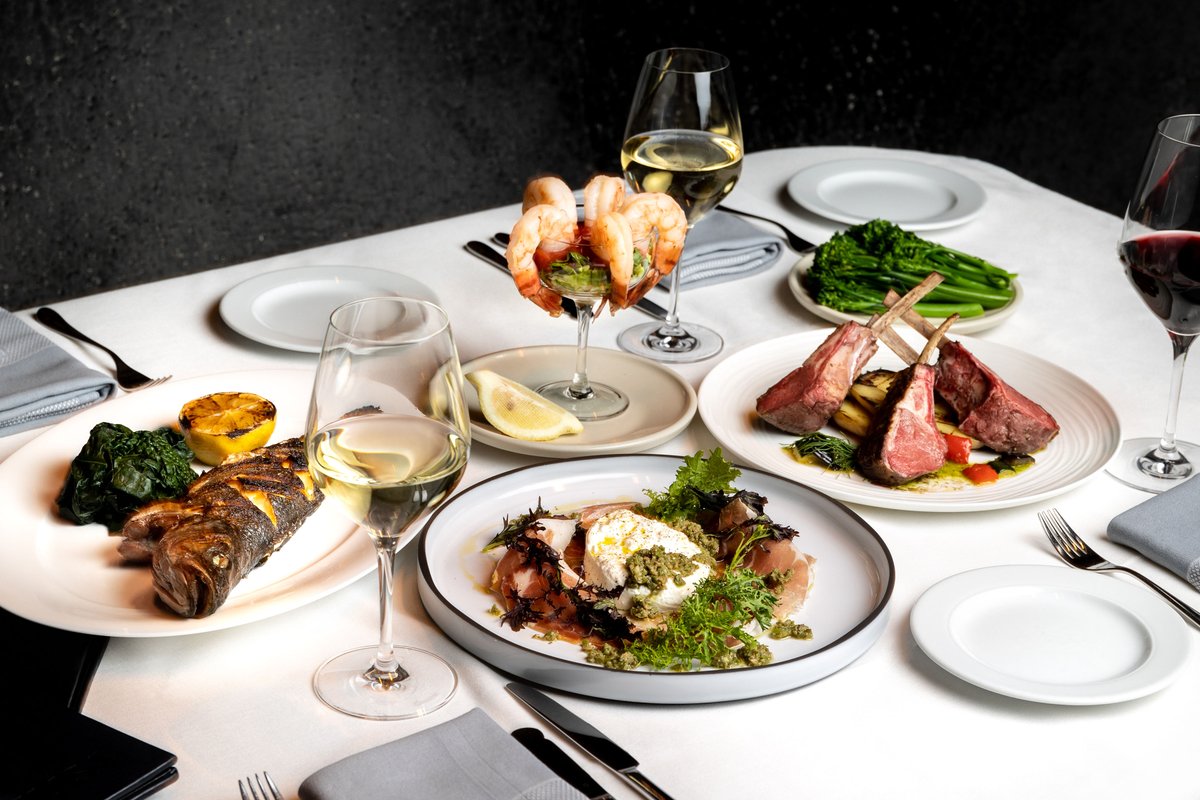 Dine with us to experience sustainable and locally sourced ingredients prepared by Executive Chef Andrew Richardson and his talented team. ​

Click the link in bio &amp; experience. ​#ElisaSteak