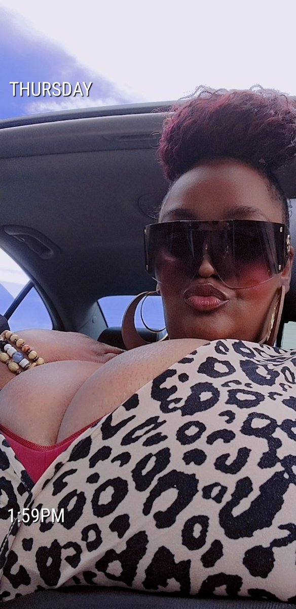 mightyafrodyDee's tweet photo. Milk Me... https://t.co/HdEoo7eaLQ
