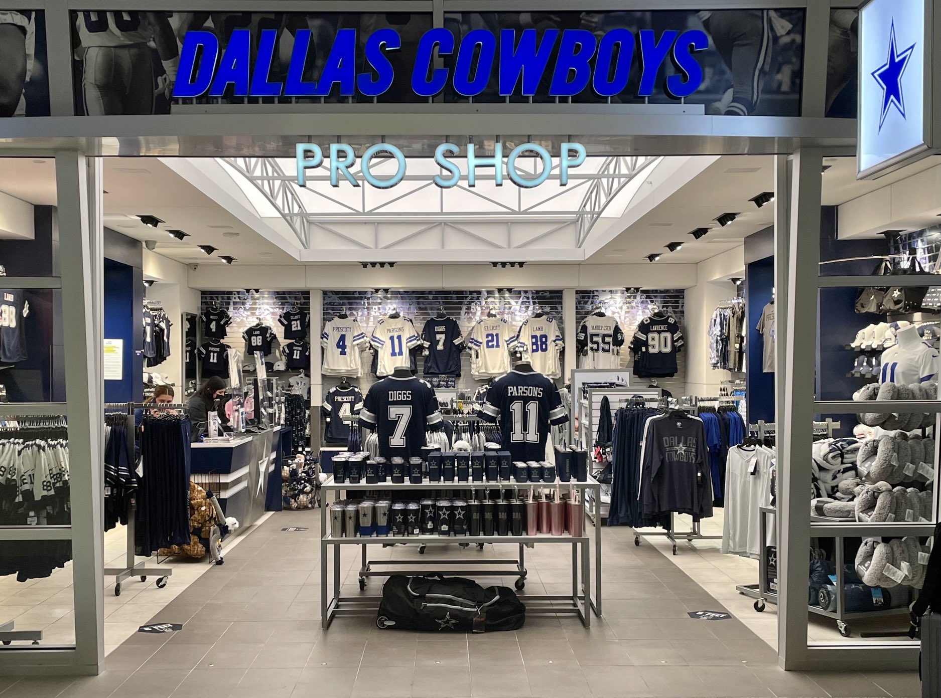Jon Machota on X: Dallas Cowboys themed jerseys at tonight's