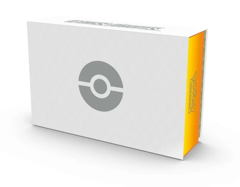 jkcollect1's tweet image. And you all thought the Celebrations UPC was going for high prices? Enter the Charizard UPC ..... 

PS - I'll never own one 😅

#pokemontcg #charizard #charizardv #charizardvstar #charizardvmax #charizardupc