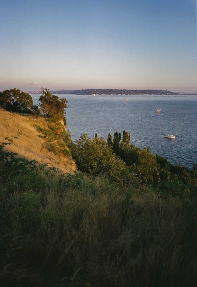 jordan_kraft's tweet photo. 4 favorite photos from the first roll with the #gsw690iii https://t.co/nzBZBaIgRi