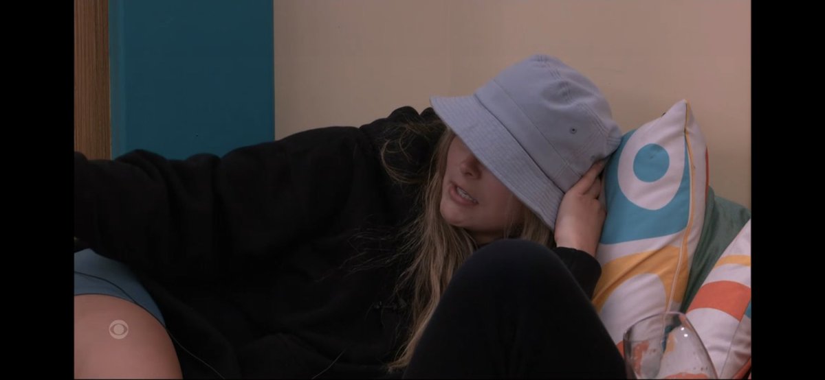 89razorskate20's tweet photo. Indy is on the case who stole the cider, Alyssa denies it was her but the Turner knows best but will keep her secret ๐ #BB24 #cidergate https://t.co/Prcg55eeHn