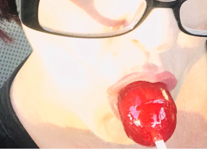 @Pokemon  do you like my Pok&eacute;mon? https://t.co/QeRey8wiA0<a class="tags" target="_blank" title="On Twitter" href="/?out=eyJ0eXAiOiJKV1QiLCJhbGciOiJIUzUxMiJ9.eyJpYXQiOjE3MjU5NTY1NTMsImlzcyI6InR3cG9ybnN0YXJzLmNvbSIsIm5iZiI6MTcyNTk1NjU1MywiZXhwIjoxNzU3NDkyNTUzLCJyZWRpcmVjdF91cmwiOiJodHRwczovL3R3aXR0ZXIuY29tL1Bva2Vtb24ifQ.qshTa9VSIsD4Tqx9YyOq78NZenvkRes0s6Rg8g7CnXDIZMRTBj8NcA1xGBXpecv0kyDlCMCVcHPH2wkkB2BM_A">@Pokemon</a><a href="/tag/newprofilepic"class="tags"><span>#newprofilepic</span></a>