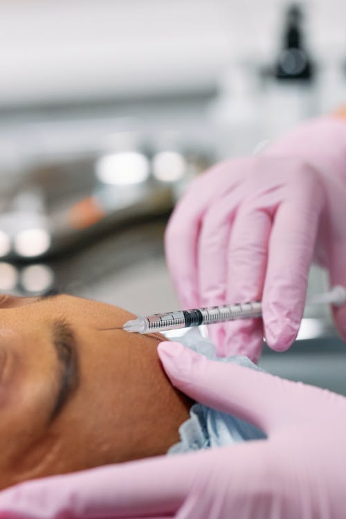 StocktonDerm's tweet photo. Botox Cosmetic is the most frequently requested procedure for rejuvenation in the United States. Botox is used to relax the muscles under the skin that causes facial wrinkles. Contact us today!

https://t.co/i3Wu66qVql  

#Botox https://t.co/Wgc5ld7yHx