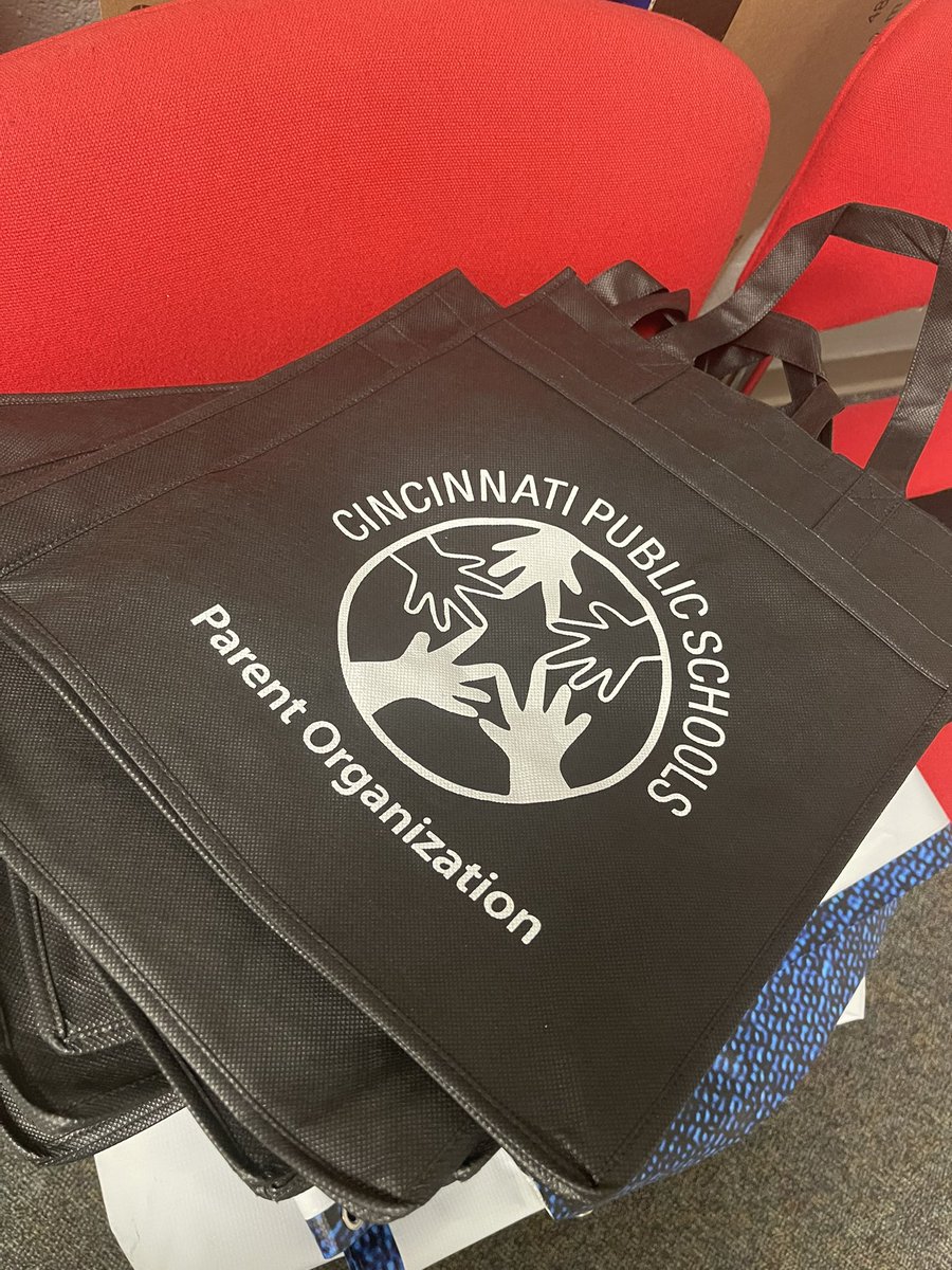 _LaRondaThomas's tweet photo. Excited about what is in store for our CPS Parent Chairs and their school communities this upcoming school year. #ParentImpact #IamCPS https://t.co/il0TBfZ4nB