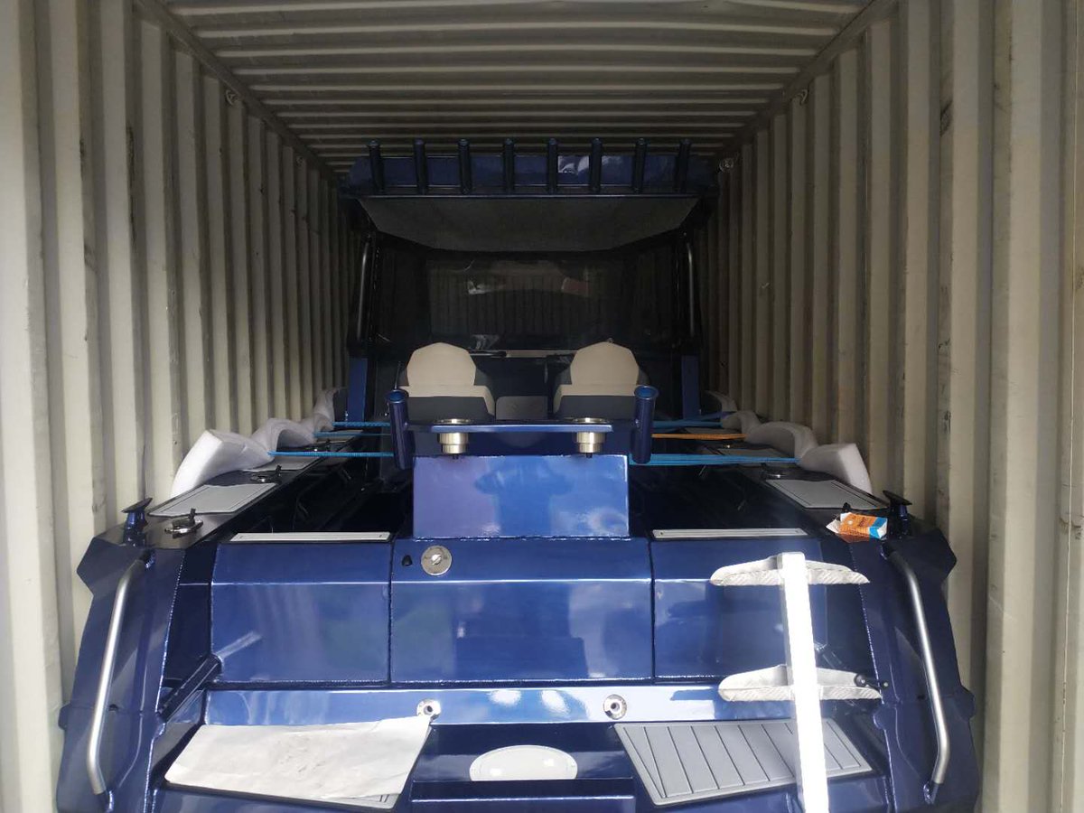 Selina_945's tweet photo. #E625 Your small toy on the sea! 
1 40ft full container can fit 2*6m, order 2pcs can save 1/2 of the shipping cost, the most economy way to save your cost!
Now there is space of container to Sydney, Perth, Australia!
Come on! pm me 
#aluminumboat #fishingboat #aluminiumboats https://t.co/YOSsOlBATY