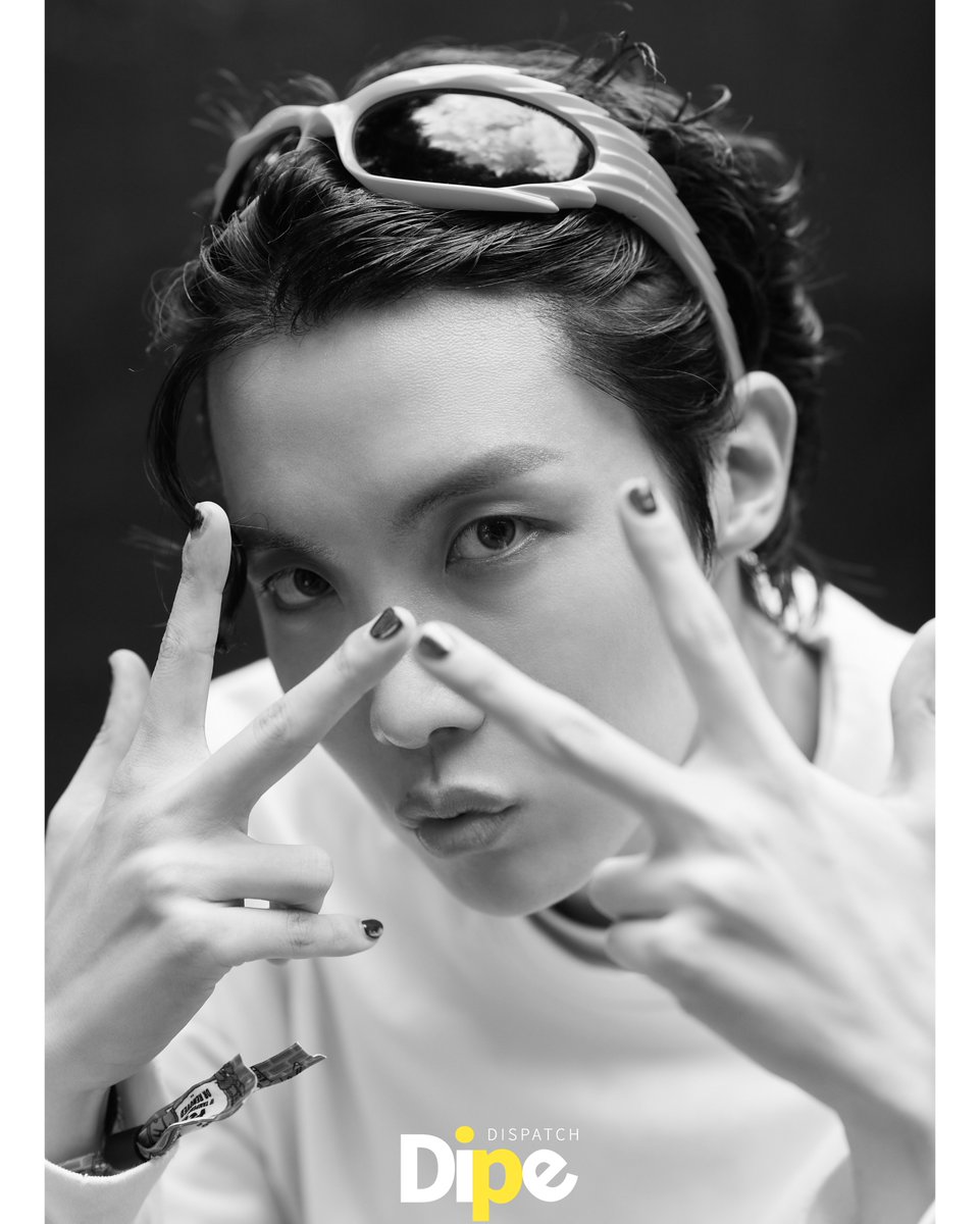 DIPE_OFFICIAL's tweet photo. [Hⓓ] J-HOPE 'Welcome HOBIPALOOZA'

📍 https://t.co/IKBC4hkGNU

#제이홉 #J_HOPE #BTS #방탄소년단 #LOLLAPALOOZA #롤라팔루자 #현장포토 #dipe #디스패치 #dispatch #hdphoto https://t.co/9sJSjjyE0R