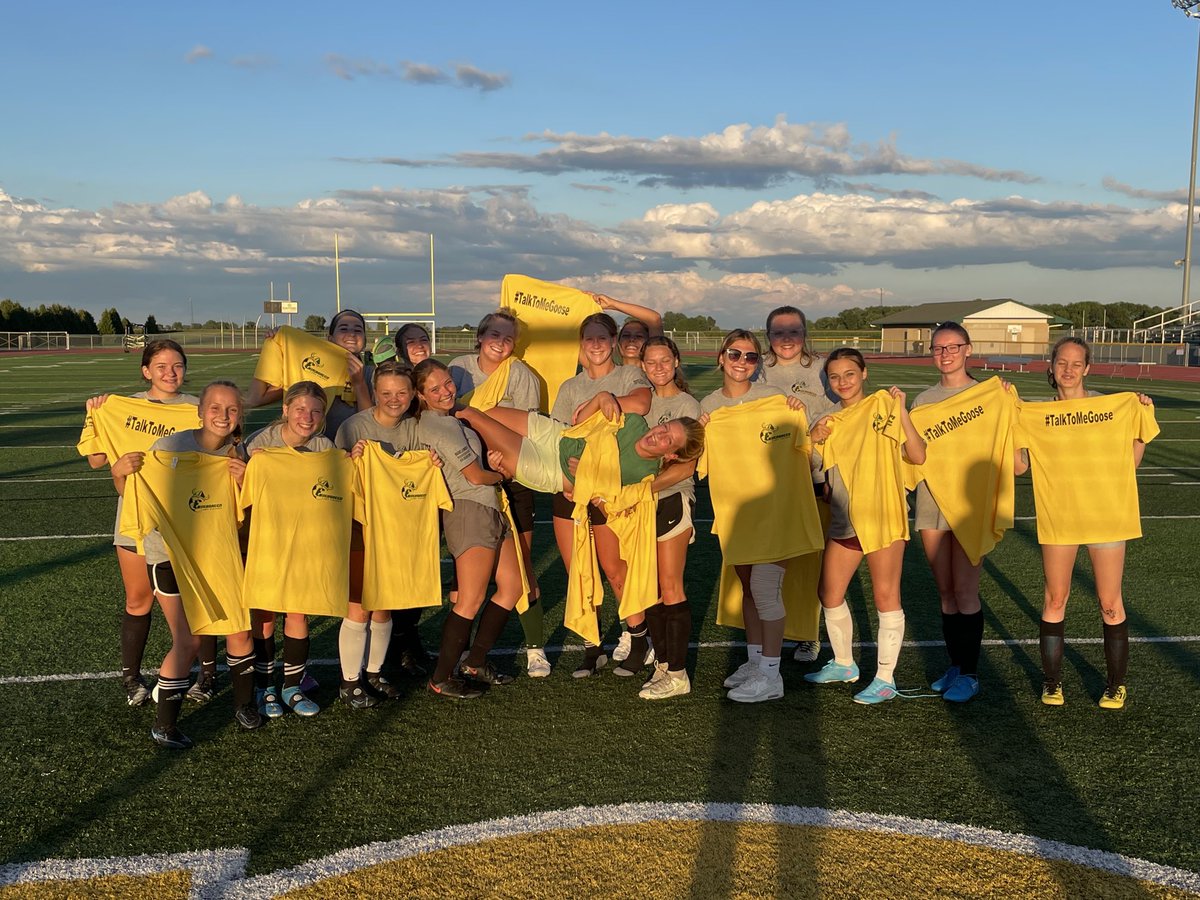 jdradel's tweet photo. The Lady Vikings ⚽️ team finished a great practice tonight before our home opener tomorrow night Futbol!!! 7pm vs BG at Pifer Field
#FindAWay #TalkToMeGoose ⁦@EHSsection⁩ ⁦@EVGvikings⁩ ⁦@OHSAASports⁩ ⁦@northwestohioal⁩ ⁦@NWOSSCA⁩ https://t.co/TYHfuDfolG
