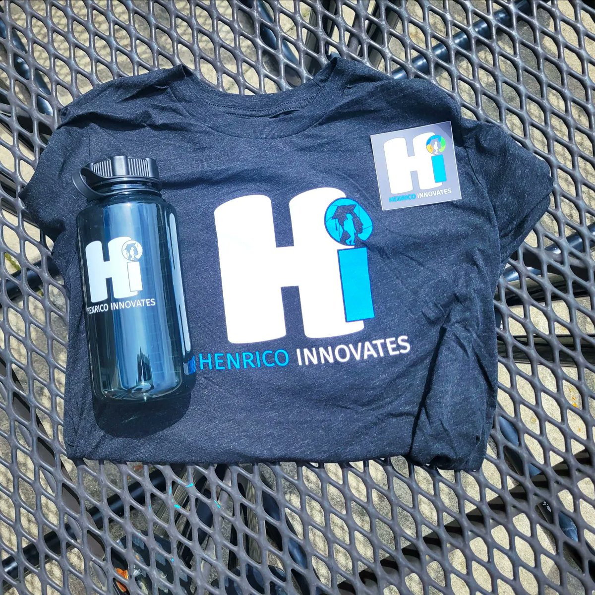 Started off the next phase of my career today with #HenricoInnovates. Thanks to @HCPS_Innovates for the introduction to some exciting tools. Can't wait to get in the classroom in Henrico County!