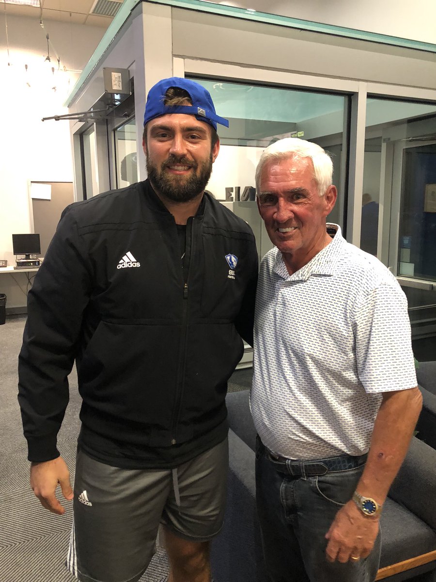 Had the amazing opportunity to listen and learn from an <a href="/EIU_FB/">Eastern Illinois Football</a> and <a href="/NFL/">NFL</a> legend in Mike Shanahan. Grateful for this opportunity! #BleedBlue