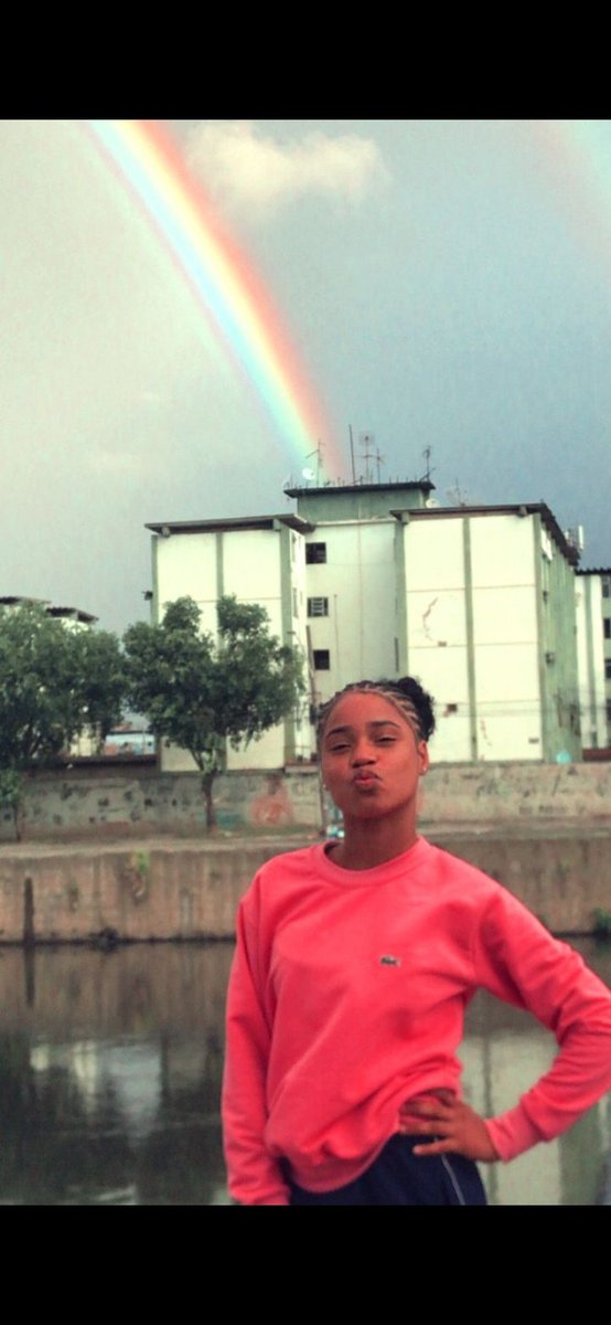 levadinhaari's tweet photo. Só pq tô sumidinha 💖💖 https://t.co/fYxkd7szxX