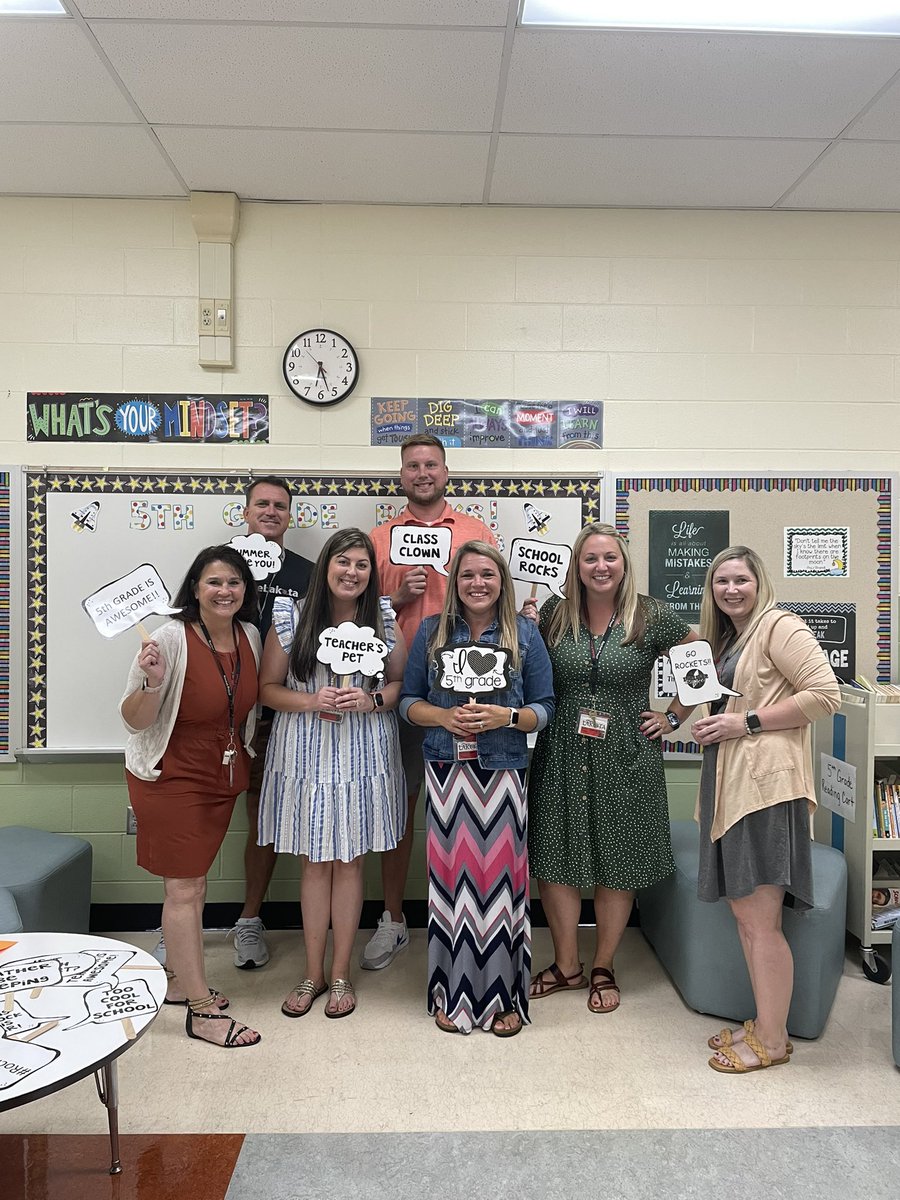 Maureen Williamson tweet media