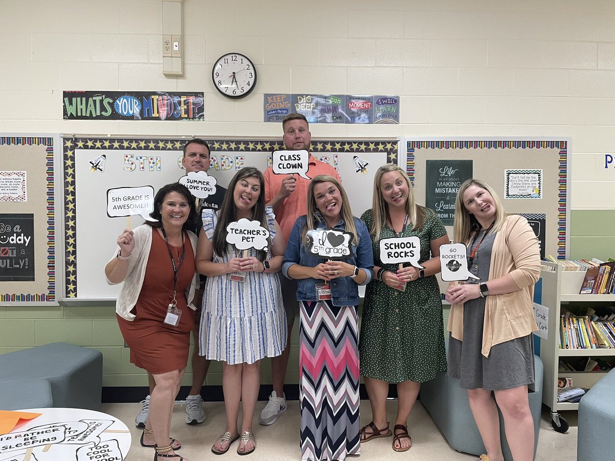 Maureen Williamson tweet media