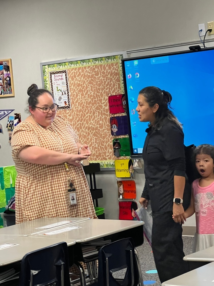 22-23 Meet the teacher! 
#ProudBellBears
💙🛎🧸