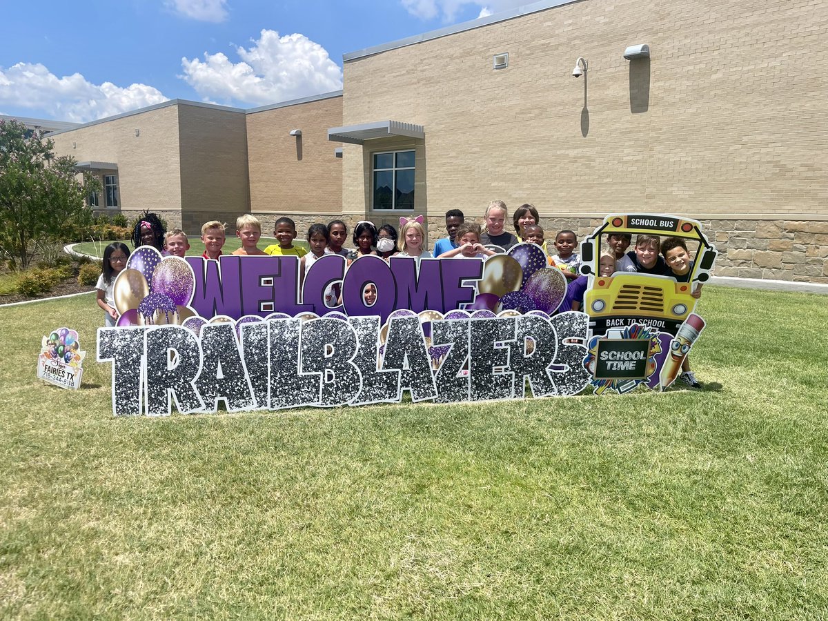 Just look at these Trailblazers!! Already rocking 2nd grade! #trailblazers <a href="/PISDBryantElem/">Bryant Elementary School</a> <a href="/ProsperISD/">Prosper ISD</a>