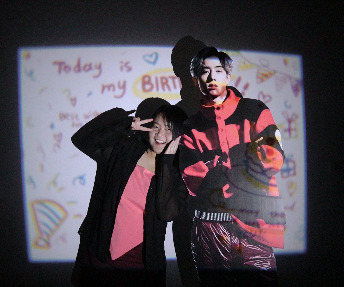 filmsupeach's tweet photo. Officially! I’m turn to 25 🎂
Birthday vibes, You make me the happiest person in the world.
@marktuan 
#MarkTuan #MARK https://t.co/ANnnWwsbMZ