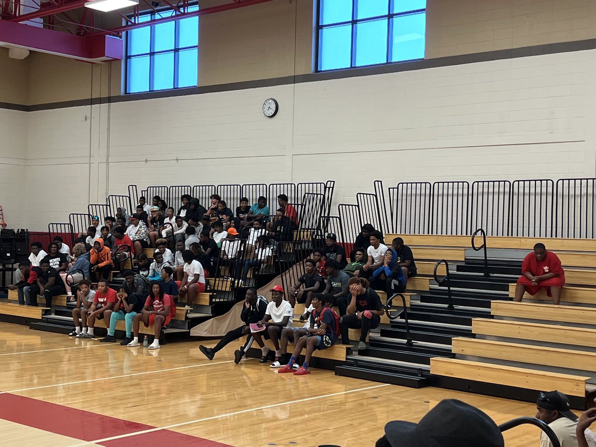 HFFreshmanFB's tweet photo. It was great to see so many community members out for our freshman jersey ceremony. We celebrated our kids, and we’re building a culture so that we can have success on the field. The best is yet to come! https://t.co/31IAu2g9UI