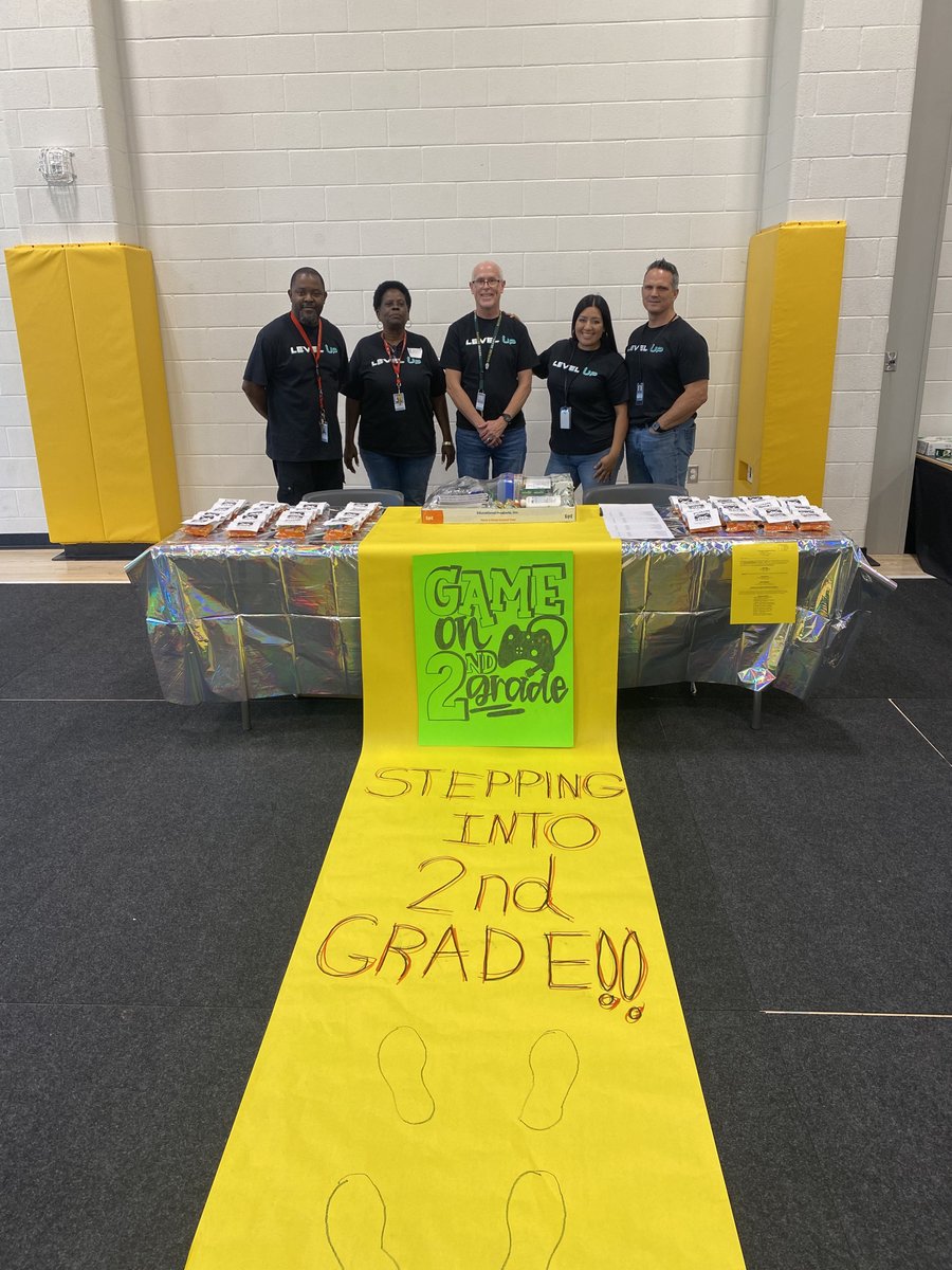 Leadership Academy at Como Elementary School tweet media