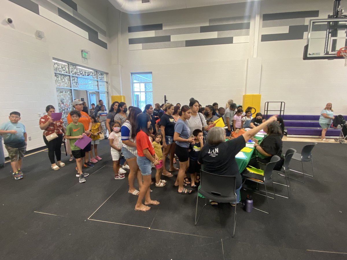 Meet the teacher night was a success! Thank you families for coming! We can’t wait to see our Lions on Monday, August 15 for the first day of school! 💚🦁 #LANlevelup