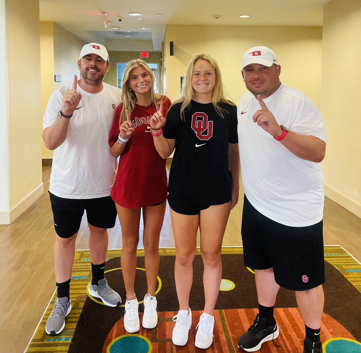 adamschloe17's tweet image. So blessed to call this team home…in one year! Beat TX State tomorrow!
#Boomer #elite23
 @OU_WSoccer @MCarrSoccer @goughy23 @StingECNL04