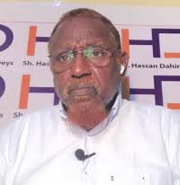 InaOlad's tweet photo. #HSM arrested Sh. Aways’ #Farmajo also arrested Sh. Robow - Roboow was released + honored’ who is Aweys waiting? #Godane? Sometimes world is not fair- Aweys supports that realist ideology of Farmajo which he sees aligns with his - until 2026 - #Somalia #Mogadishu #Somali https://t.co/MQuEQlkTsO