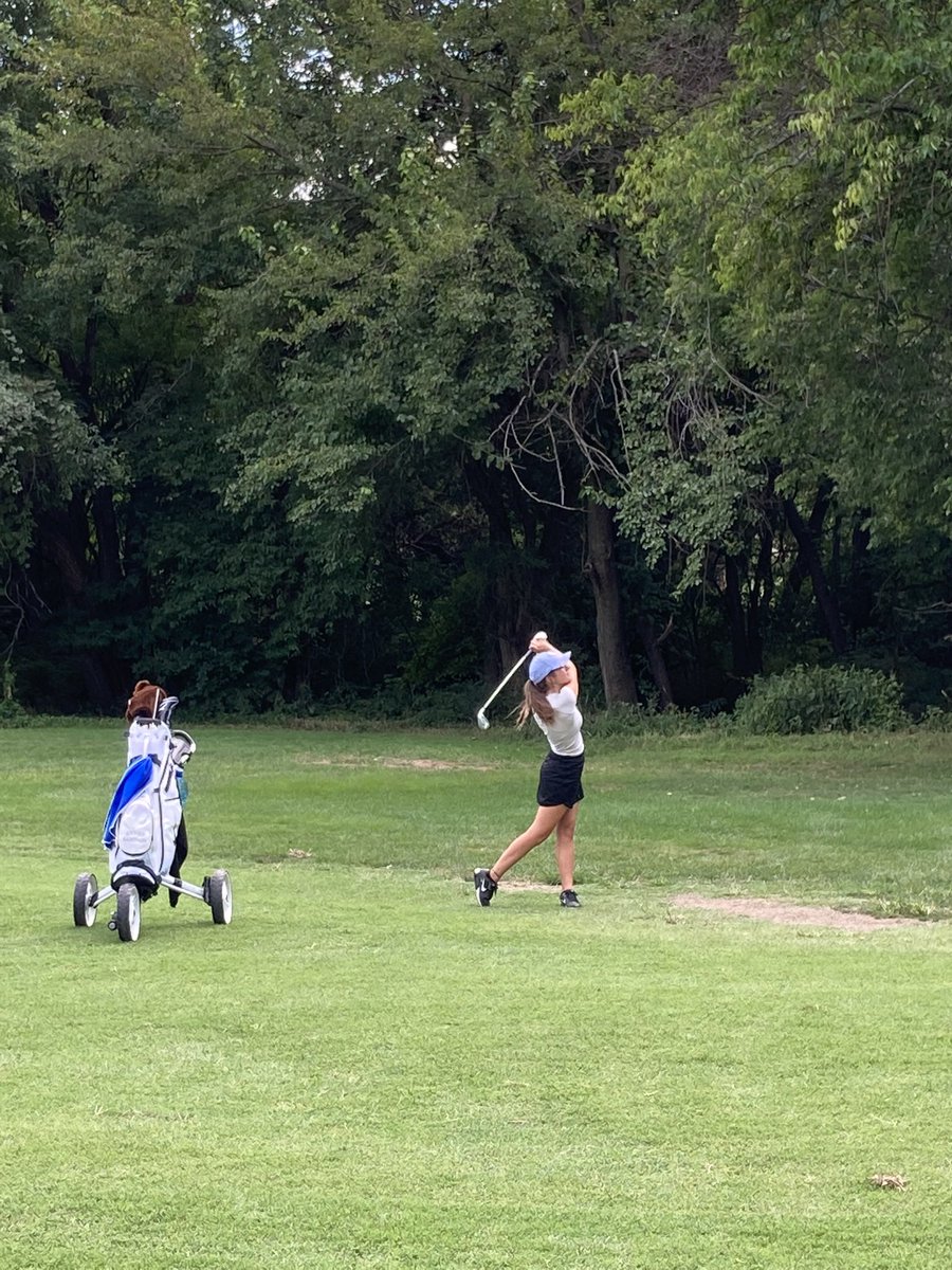 LSHSAthletics's tweet photo. Girls golf is off to a strong start!! 19 golfers have been taking advantage of some great weather this week. https://t.co/PhLSUcnSJs
