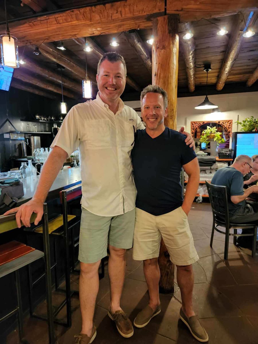 BrianBledsoe's tweet photo. Such a pleasure meeting @batregellas and his wonderful family tonightโฆhe definitely married up. Thanks to Crystal Park Cantina for taking care of usโฆ#hetall #desertfarmers #txwx #phwx https://t.co/7kryAldLZw
