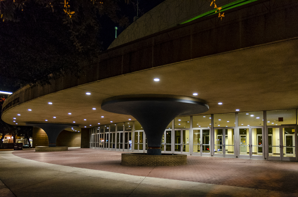 FortWorthForum's tweet photo. The Fort Worth Convention Center opened in 1968 and was built on top of Hell's Half Acre. It was designed by a consortium of Fort Worth Architects. #modtexas https://t.co/jutOB4JkWP