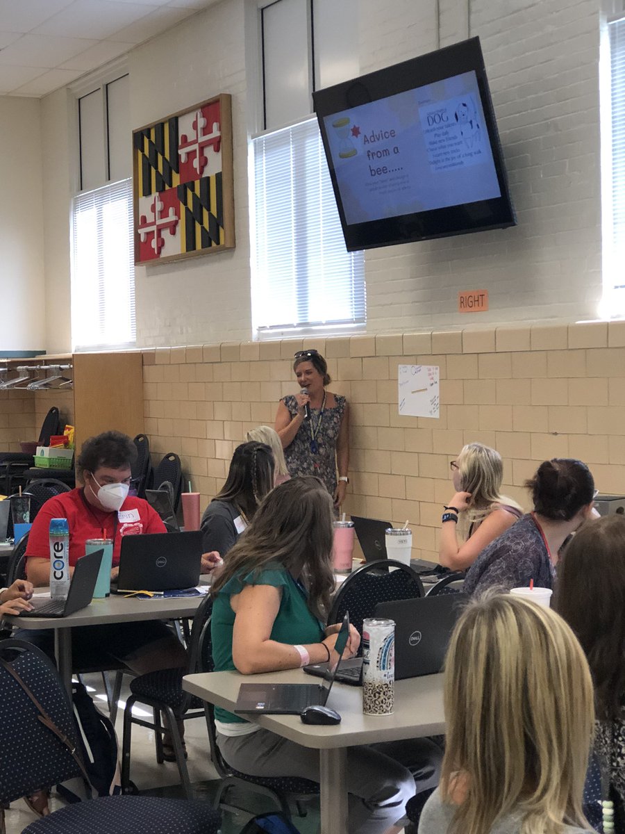 CLynnDonnelly's tweet photo. Truly a privilege to spend the day learning, laughing and growing with our pre-k teachers! How incredibly lucky our youngest FCPS learners are!! @FCPSlfreiECE @robbins_fcps https://t.co/vmb1VsY660