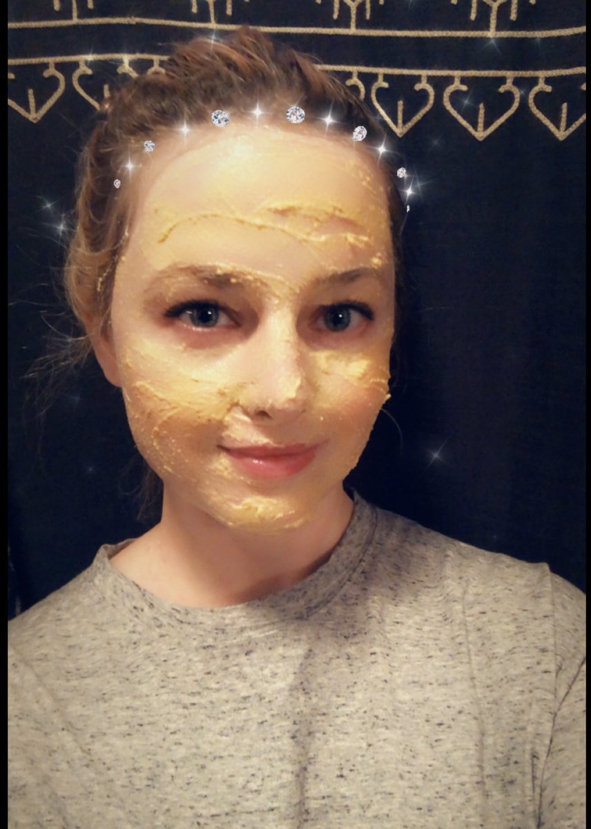Pegasus10000069's tweet photo. @lushcosmetics #NFMD @lushcosmetics Does ‘Let The Good Times Roll ‘ count as a face mask? 💛💝 https://t.co/yrVxWnmWH6