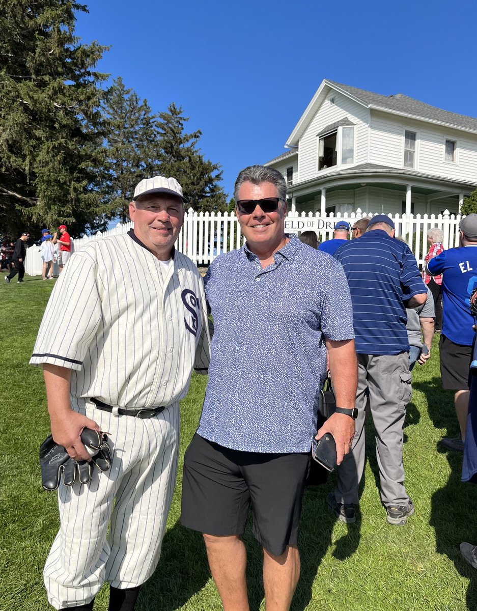 Hangin’ with Shoeless Joe before the Field of Dreams game. If you build it,baby….#MLBatfieldofdreams  #FoxSports