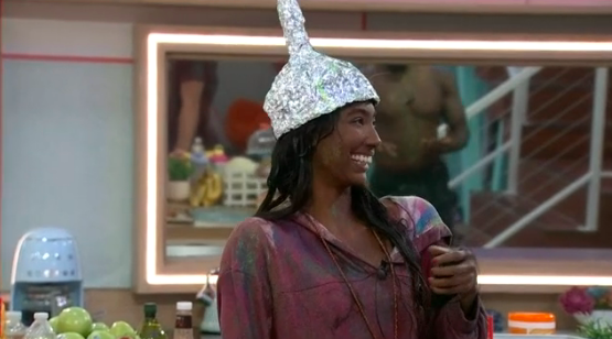 BB_Updates's tweet photo. The new HoH #BB24 https://t.co/voi2Z8VJuS