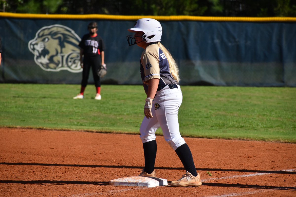 LCALionSoftball's tweet photo. Great start to the season for our middle school team with a win against George Walton!!! https://t.co/b14MMXR9Uc