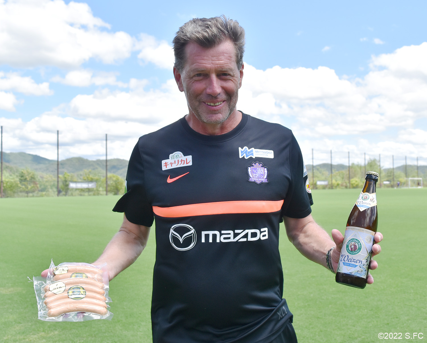 サンフレッチェ広島 公式 ミヒャエル スキッベ監督お気に入り ドイツビール ソーセージセット販売 対象試合 8月日 土 ガンバ大阪 スタジアムでドイツ食を感じていただき 普段なかなか飲む機会がないドイツビールをお楽しみください