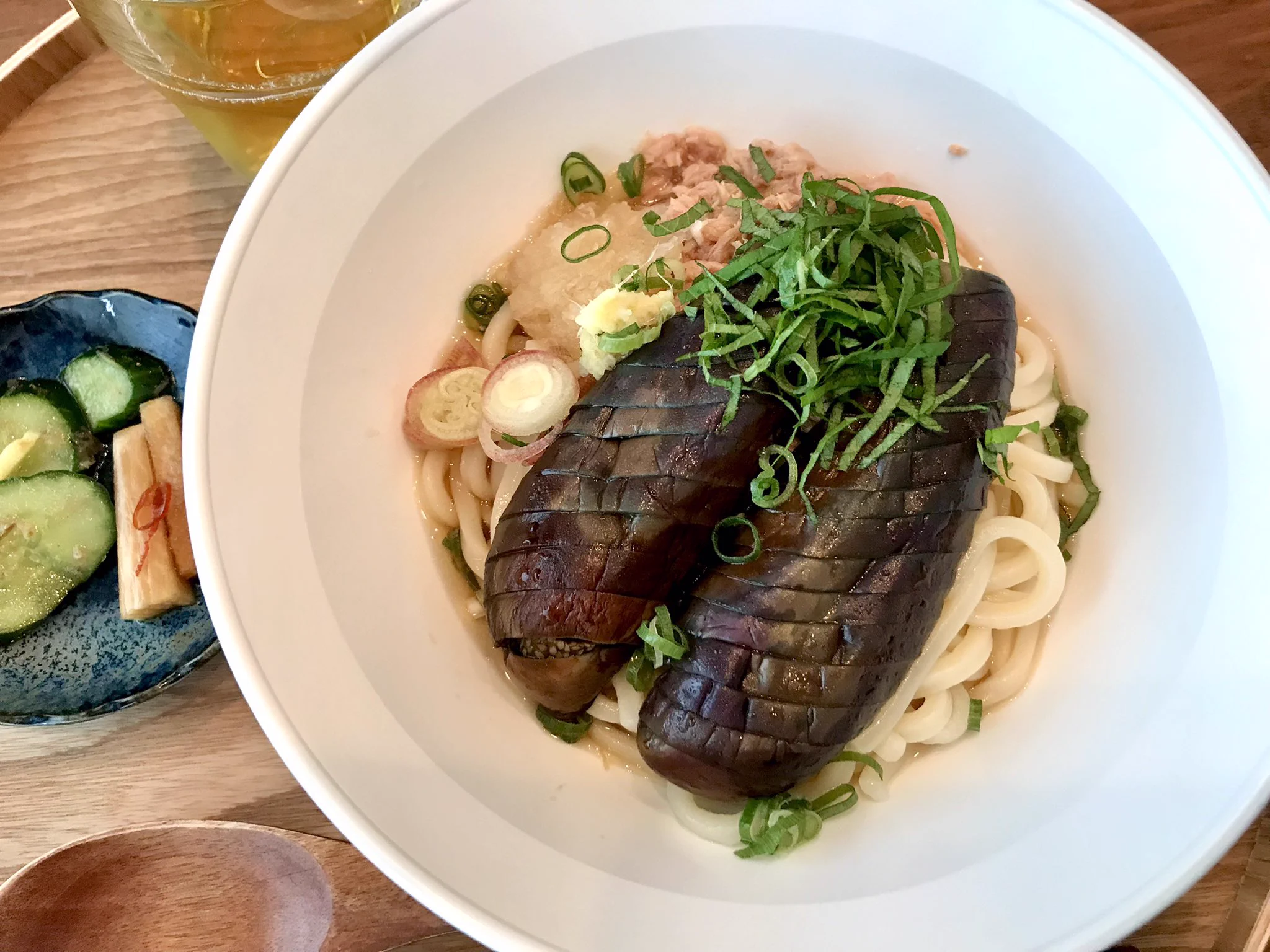 うどんととっても良く合いそう！ひんやり美味しそうな、ナス×うどんレシピ！