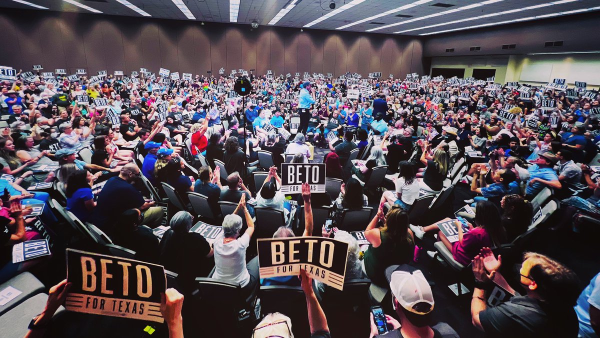 Beto O'Rourke tweet media