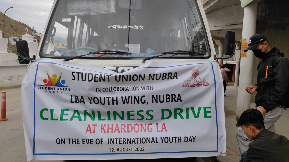 Tsering_gaphel's tweet photo. #Saveourplanet #savenature
#cleanladakh Today morning-young,dynamic group of student volunteers of #SUN Nubra going to #Khardong la for cleanliness drive in collaboration with #LBA youth wing Nubra.
@utladakhtourism @lg_ladakh @jtnladakh @BjymNubra @NobraSub @Angchuk5 https://t.co/Ewy3nfdtVa