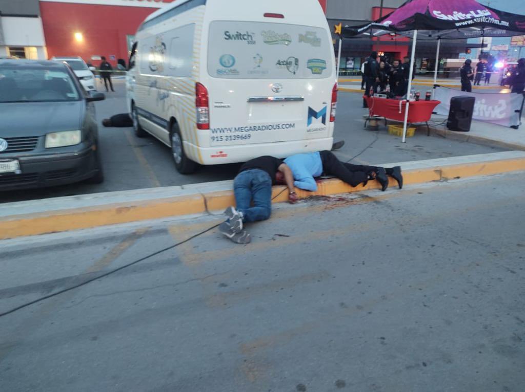 monotoxer's tweet photo. Periodismo en tiempos de AMLO #CiudadJuarez https://t.co/oWiCvyEVCJ