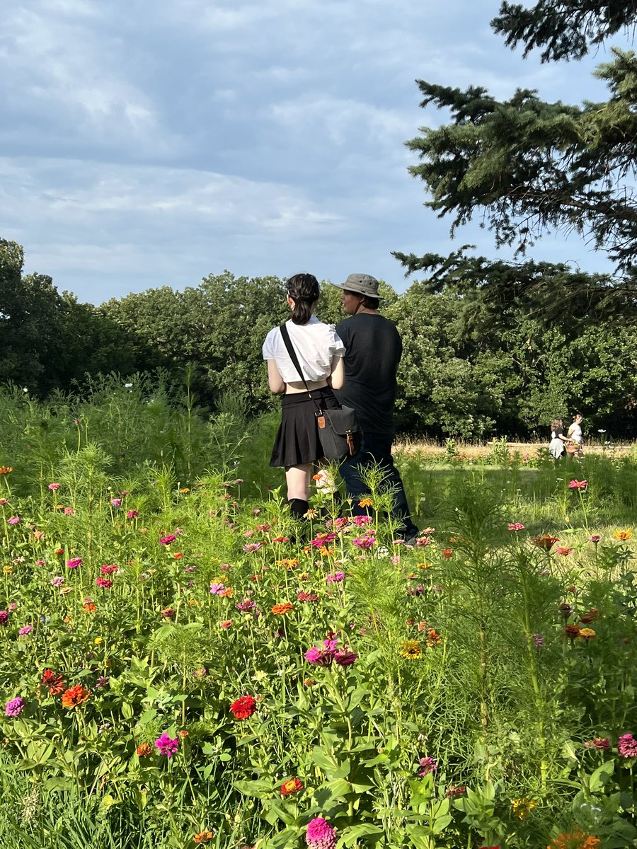 Thank you everyone who came out to the Warrior Wildflower Fundraiser! Hope you all had as much fun as we did! 😊💐