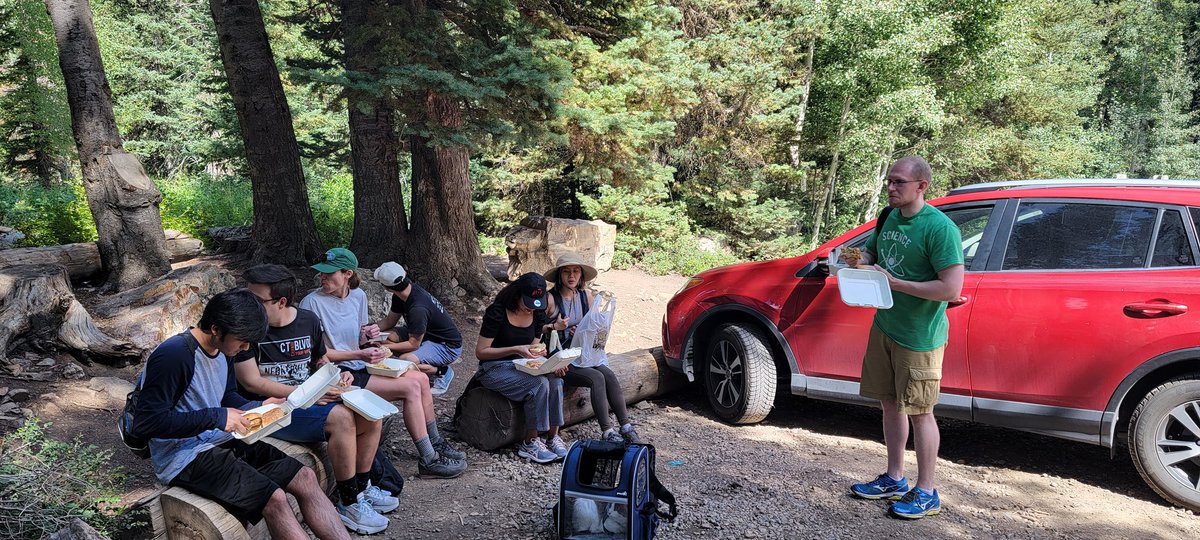 English Laboratory tweet media