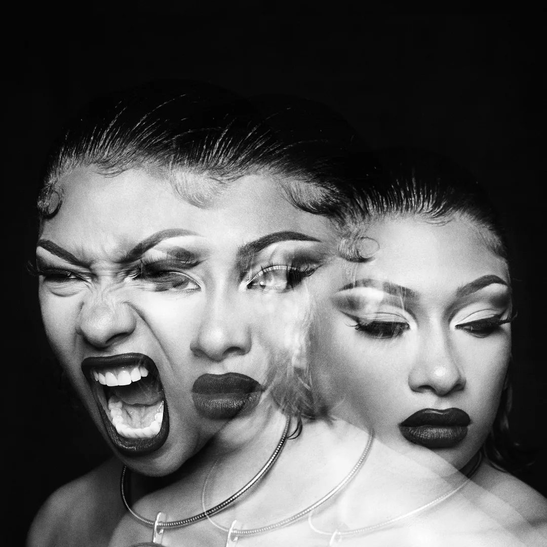 MeganStallionCL's tweet photo. TRAUMAZINE OUT NOW https://t.co/oEpICDaQ3n