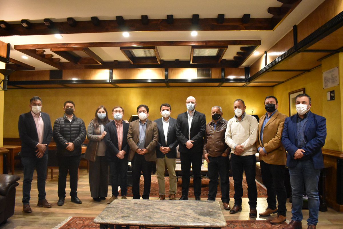 Alcaldes y alcaldesa ARMA, reunidos con Ministro Giorgio Jackson, dialogo desde lo local, lo territorial.junto a Gobernador y Delegado Presidencial