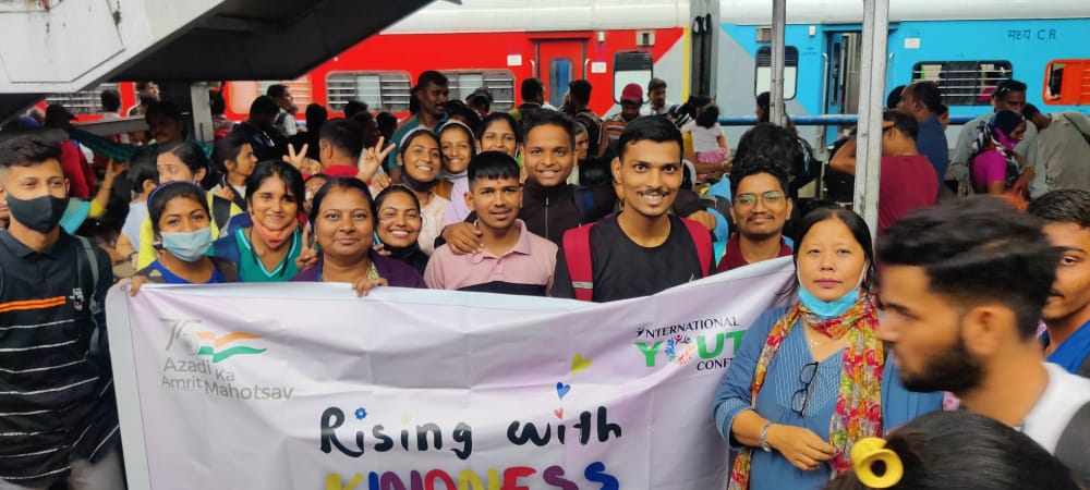 chikipiki__'s tweet photo. #RisingwithKindness Concert featuring 2 times Grammy winner @rickykej, global ambassador with @UNESCO_MGIEP https://t.co/KXa7s9cgYx