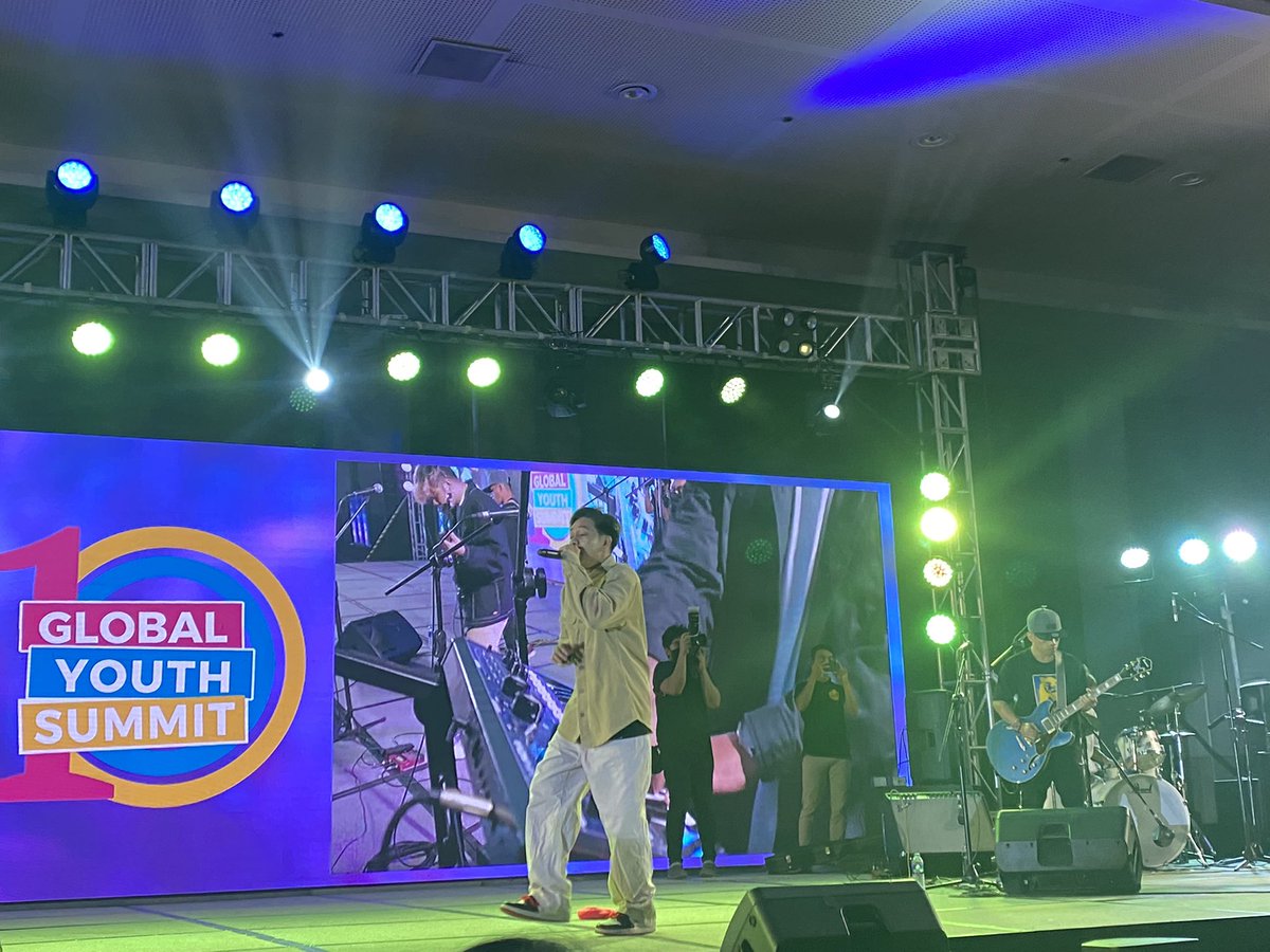 That’s a wrap for our 10th Global Youth Summit! It’s time to jam with the band, Bandang Lapis, to officially end the program with their songs.

Thank you for attending this year’s Global Youth Summit! We hope to see you again next year! ✨

 #GYS10 #GYS2022