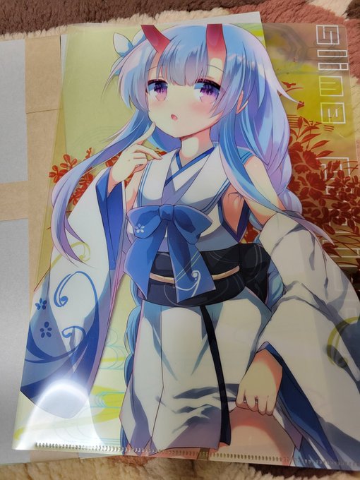 チセちゃんのクリアファイルの実物はこんな感じです。
現地は新刊セットでの頒布予定。
現地来られない方も何某かで手に入れられるように考えておりますので現地参加はご無理なく…! 