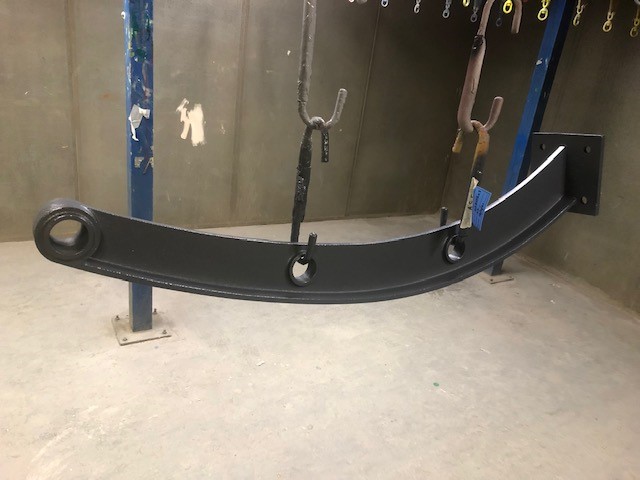 Boll_Ards's tweet photo. The Hawick Post, 100% #recycled cast iron that is then thermal metal sprayed, wet painted and laid out for inspection before shipping. #ASF #Hawick #metalspraying #paint #postandrail #riverside @theNBS https://t.co/wlrABIRNhF