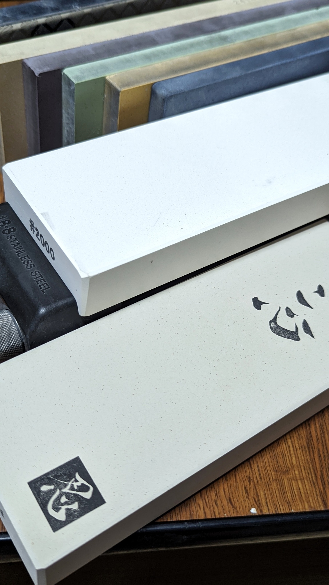 牛刀　月山義髙作　鋼 Amazon｜直澄作 全鋼 黒合板柄 口金付 牛刀 240mm G-08｜牛刀